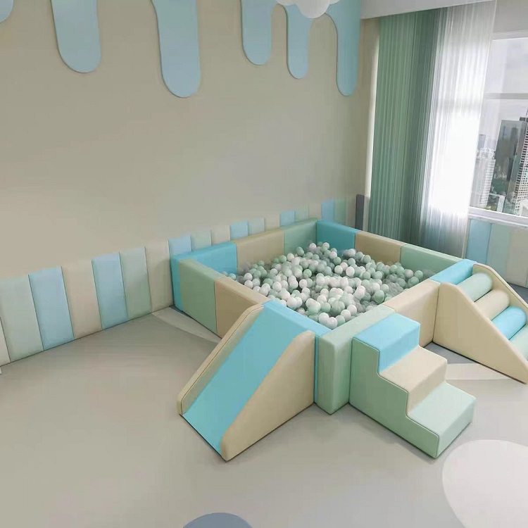 屋内/屋外兼用ソフトプレイグラウンド、ボールプール、トンネル - Kids Outdoor Tunnel のレビューと価格